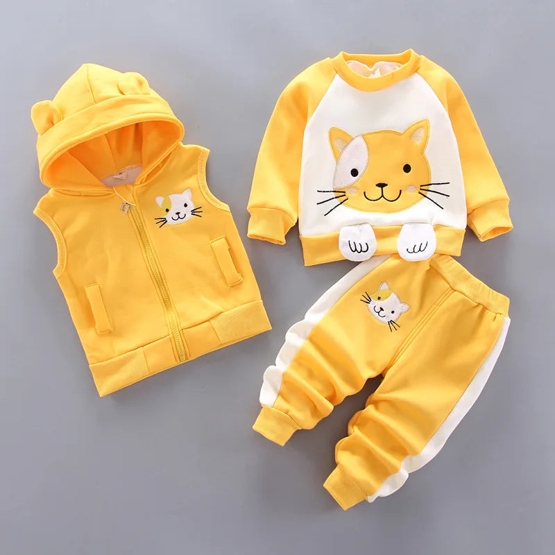 Conjunto de Roupas de Outono e Inverno para Bebês Meninos - Jaqueta, Colete e Calça em Algodão com Forro Aveludado, 3 Peças com Estampa de Urso