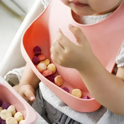 Conjunto de Alimentação Infantil em Silicone sem BPA– Tigela com Ventosa, Prato, Copo com Canudo, Colher e Garfo para Bebês