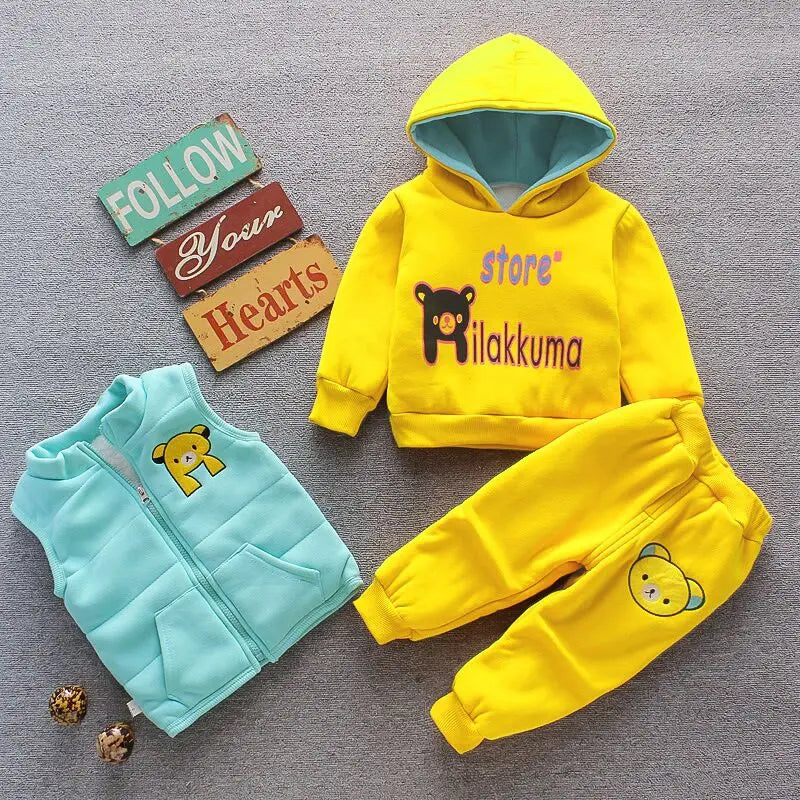 Conjunto de Roupas de Outono e Inverno para Bebês Meninos - Jaqueta, Colete e Calça em Algodão com Forro Aveludado, 3 Peças com Estampa de Urso